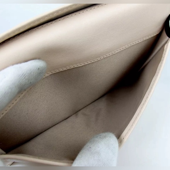 Authentic VERSACE Medusa Multi Case Card Case Full Inclusion - EUC - Picture 9 of 11